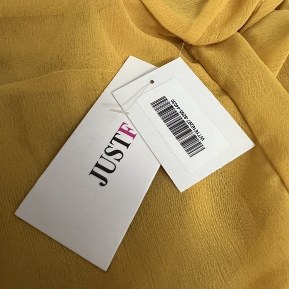 JustFab Yellow Ruffle Blouse M Tie Neck Long‎ Sleeve Boho Feminine Lightweight - Picture 8 of 11